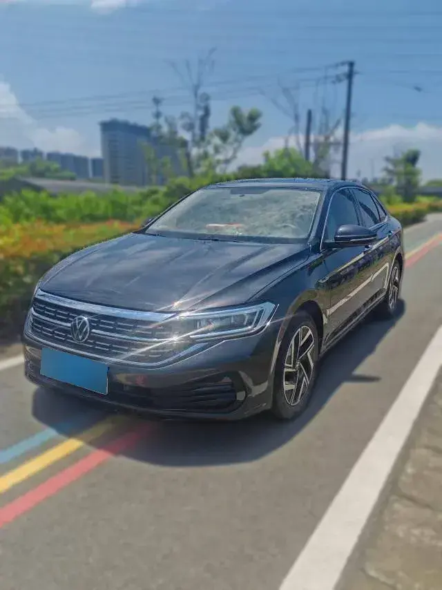 2023 Volkswagen Sagitar 1.4T 150HP L4 7DCT