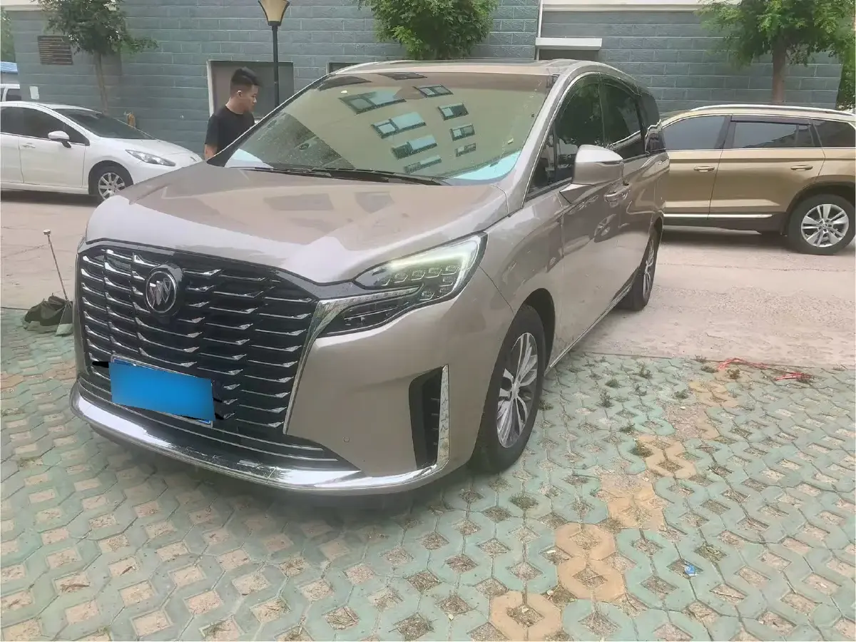 2023 Buick GL8 2.0T 237HP L4 9AT 2023 Buick GL8 2.0T 237HP L4 9AT