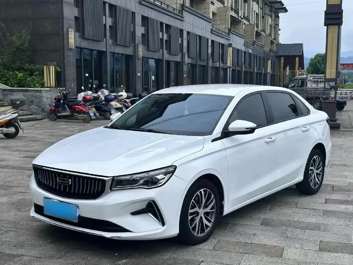 2023 Geely Emgrand 1.5L 127HP L4 CVT