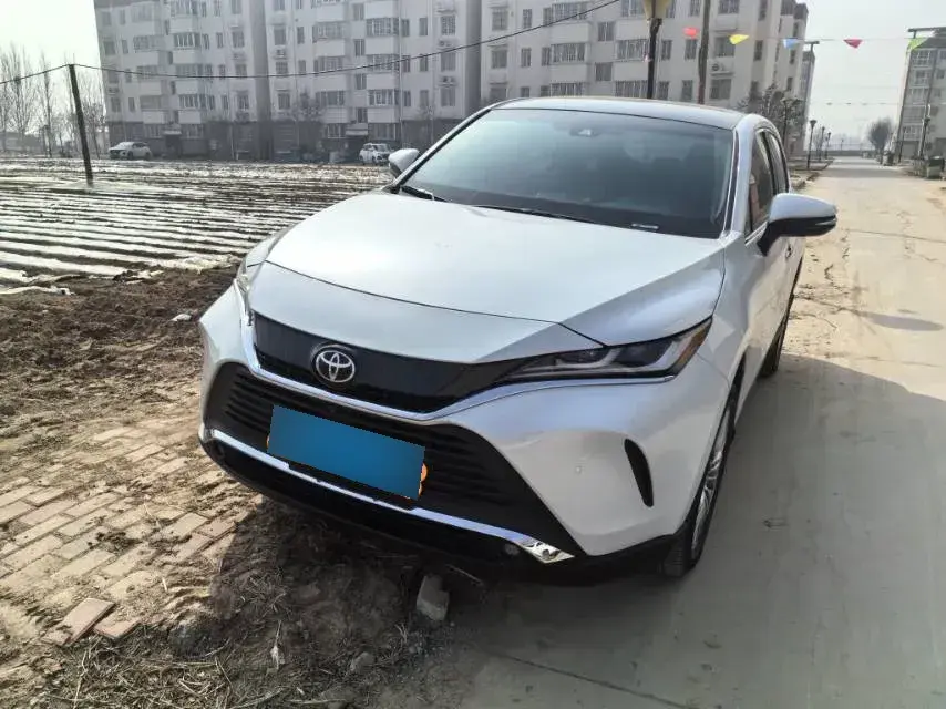 2022 Toyota Harrier 2.0L 171HP L4 CVT