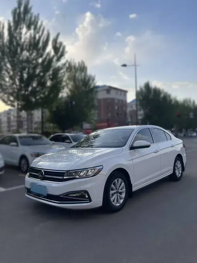 2021 Volkswagen Bora 1.5L 113HP L4 6AT