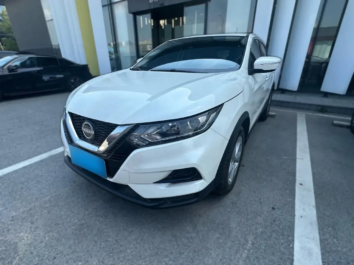 2023 Nissan Qashqai 2.0L 151HP L4 CVT