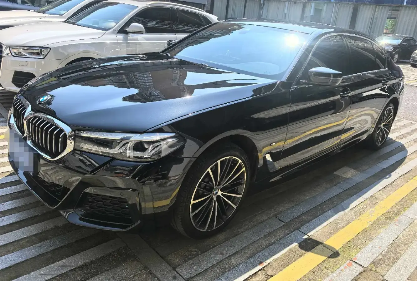 2023 BMW 5 Series 2.0T 245HP L4 8AT