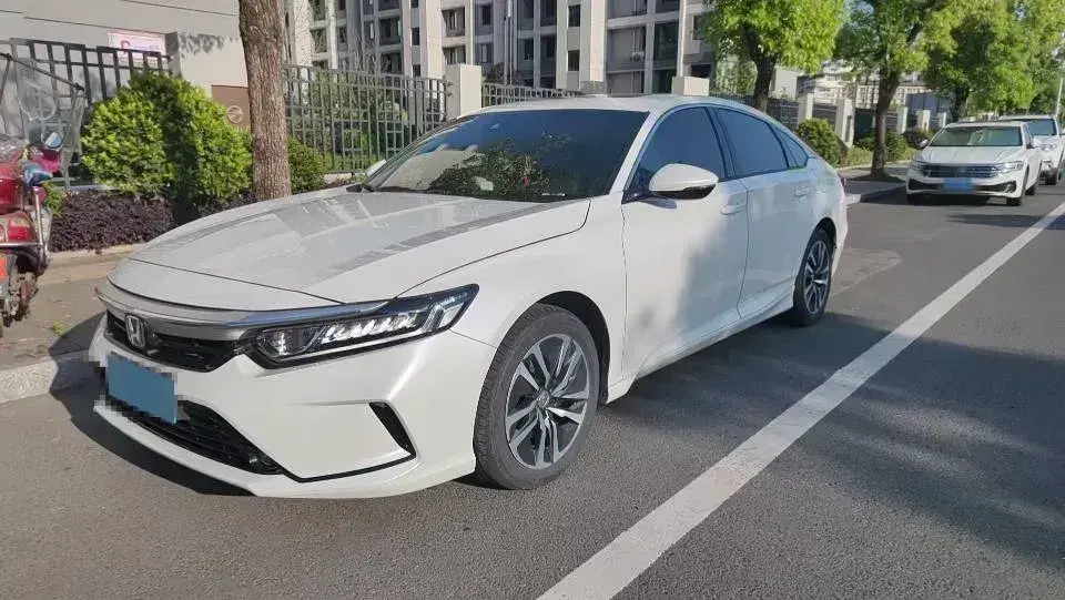 2022 Honda Inspire 2.0L 146HP L4 E-CVT Hybrid