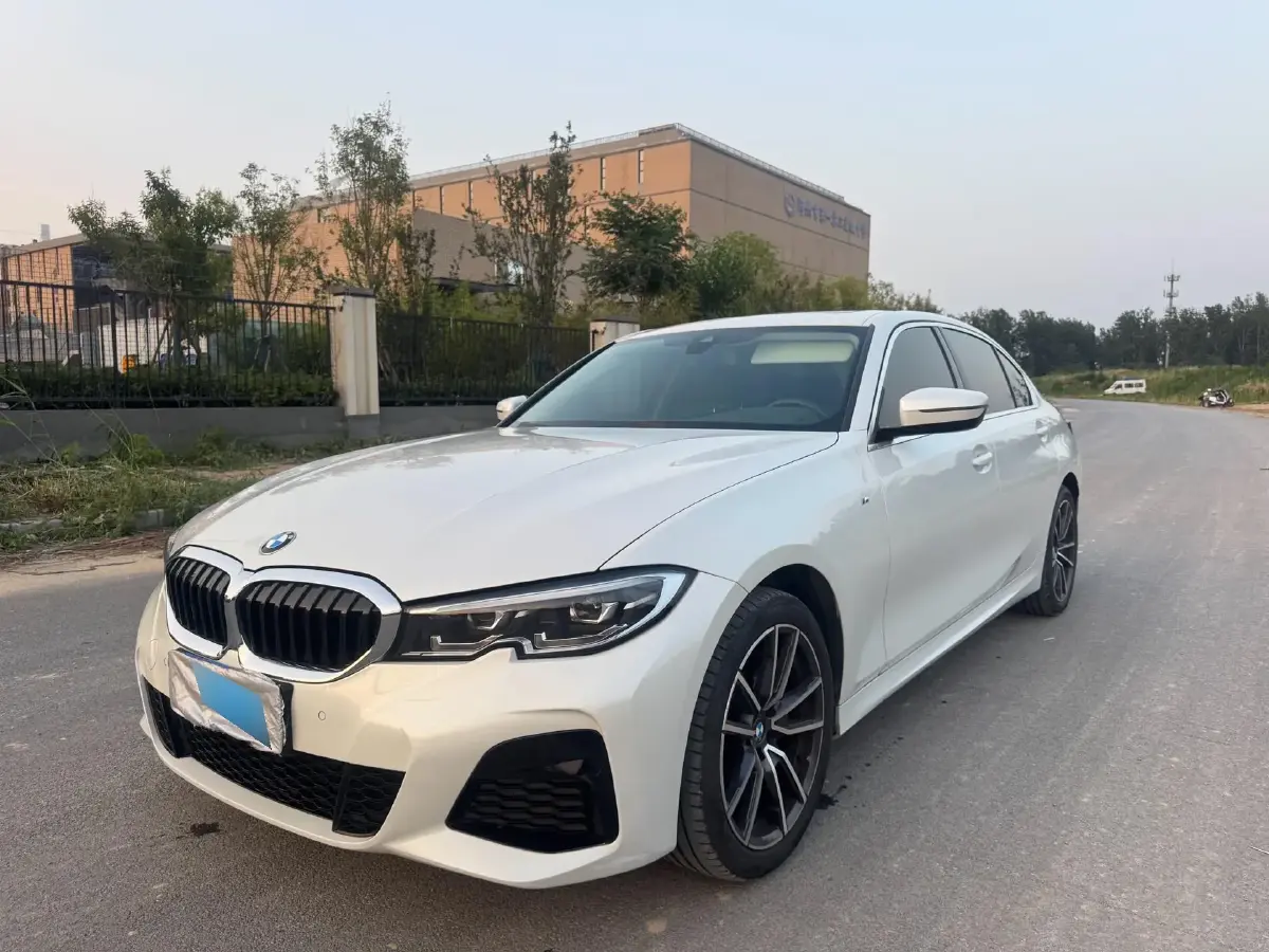 2021 BMW 3 Series 2.0T 184HP L4 8AT