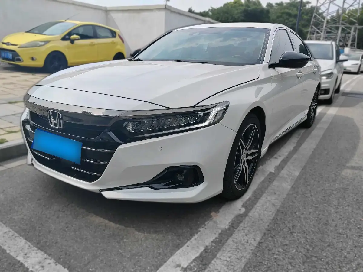 2022 Honda Accord 1.5T 194HP L4 CVT