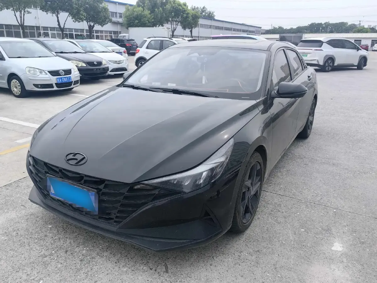 2022 Hyundai Elantra 1.5L 115HP L4 CVT