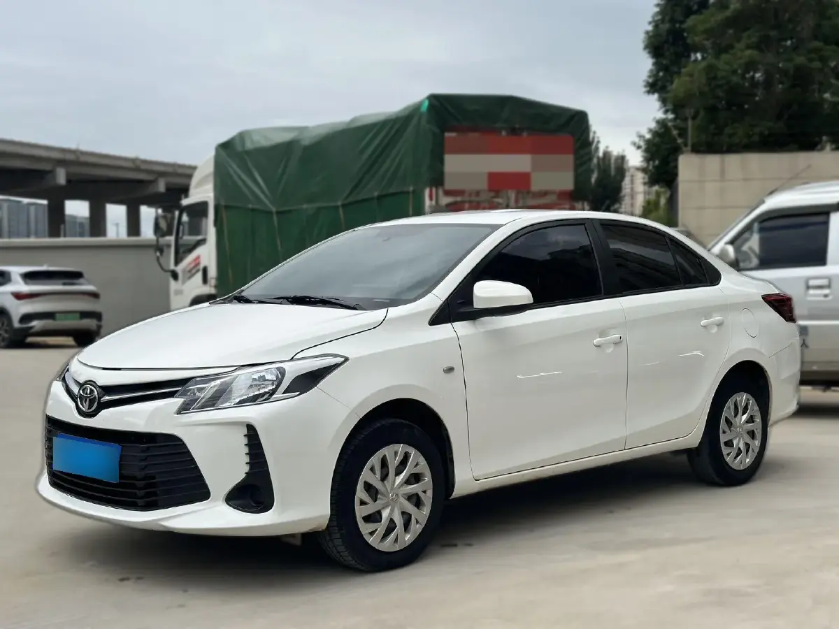 2022 Toyota Vios 1.5L 112HP L4 CVT