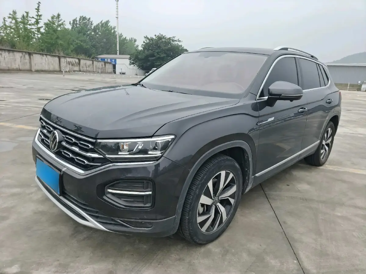 2022 Volkswagen Tayron 2.0T 186HP L4 7DCT