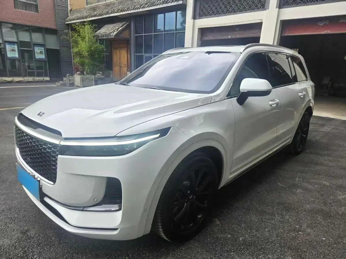 2021 Li ONE Range Extended 131HP REEV 40.5KWH