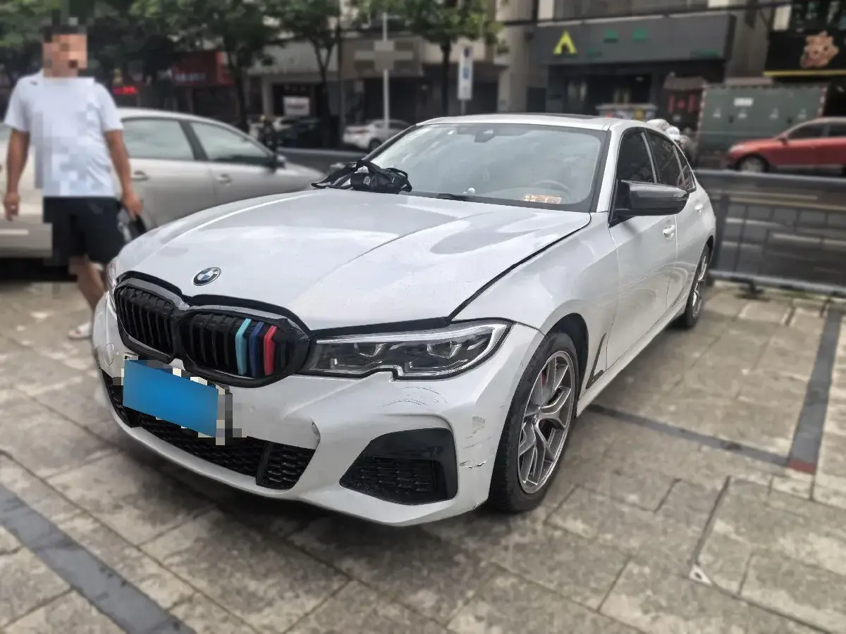 2022 BMW 3 Series 2.0T 184HP L4 8AT