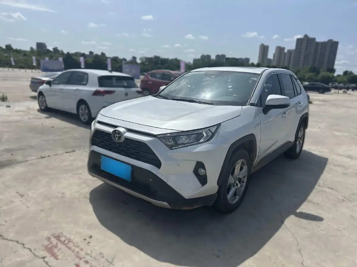 2023 Toyota RAV4 2.0L 171HP L4 CVT