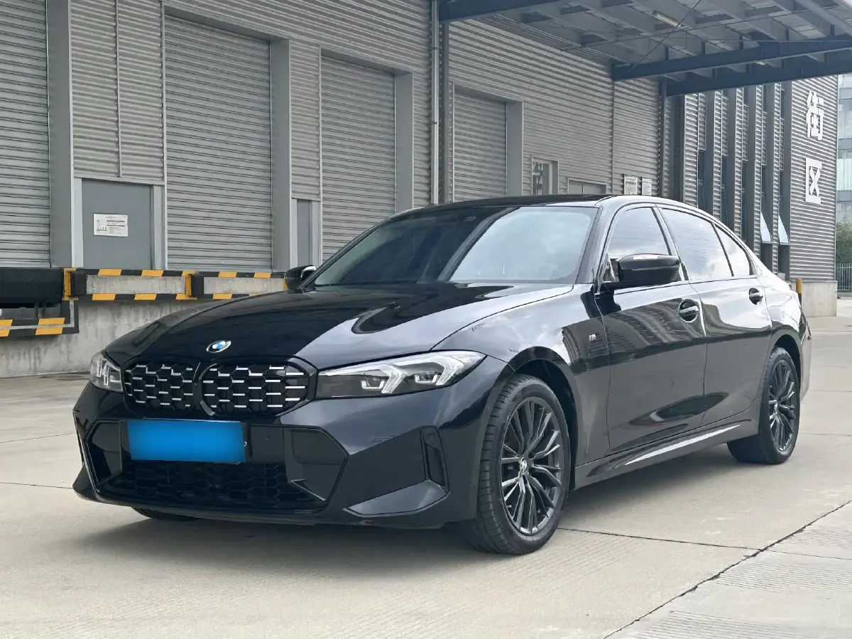 2023 BMW 3 Series 2.0T 184HP L4 8AT