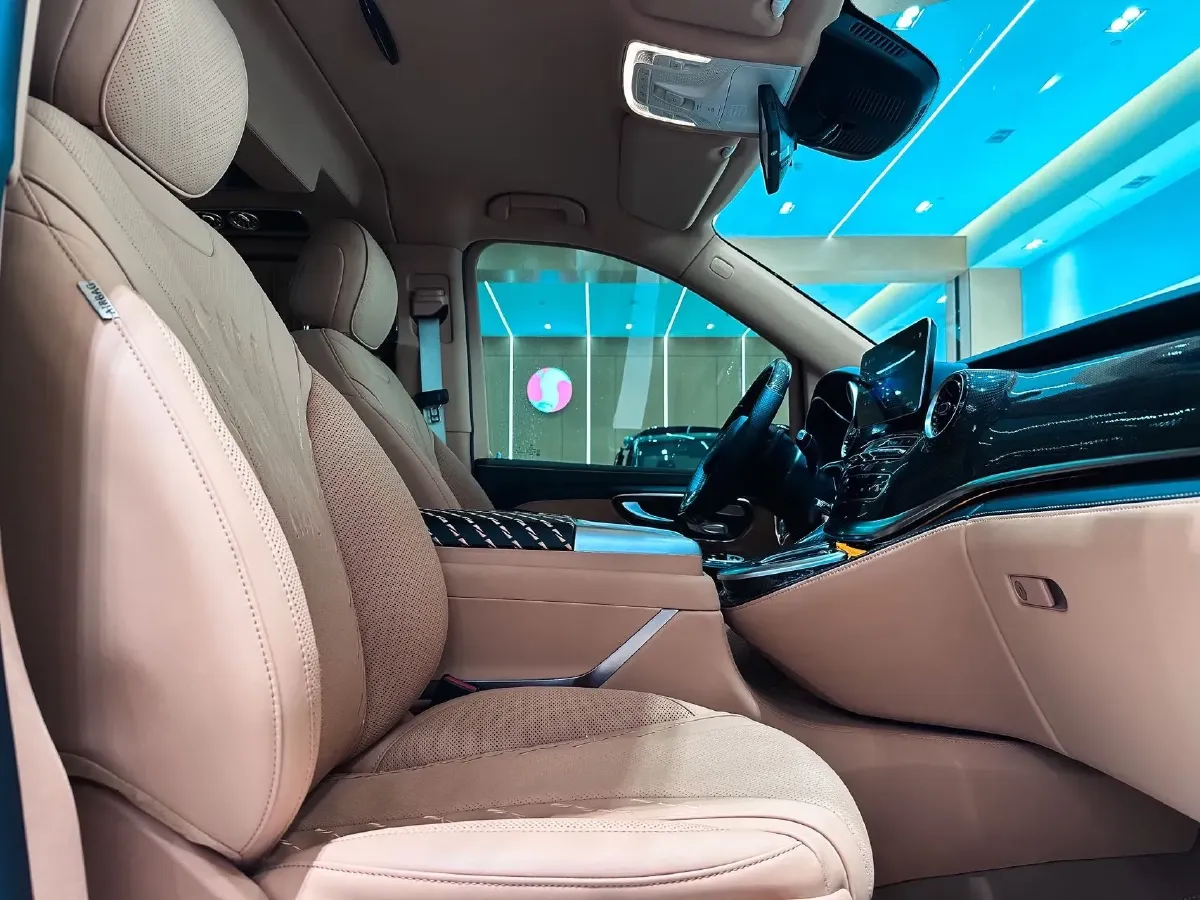 2022 Vulcanus Vulcanus 2.0T 211HP L4 9AT,autocango,china used car exporter,china ev exporter,chinese used car exporter,chinese used ev exporter