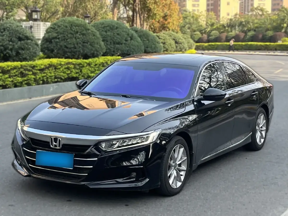 2023 Honda Accord 1.5T 192HP L4 CVT
