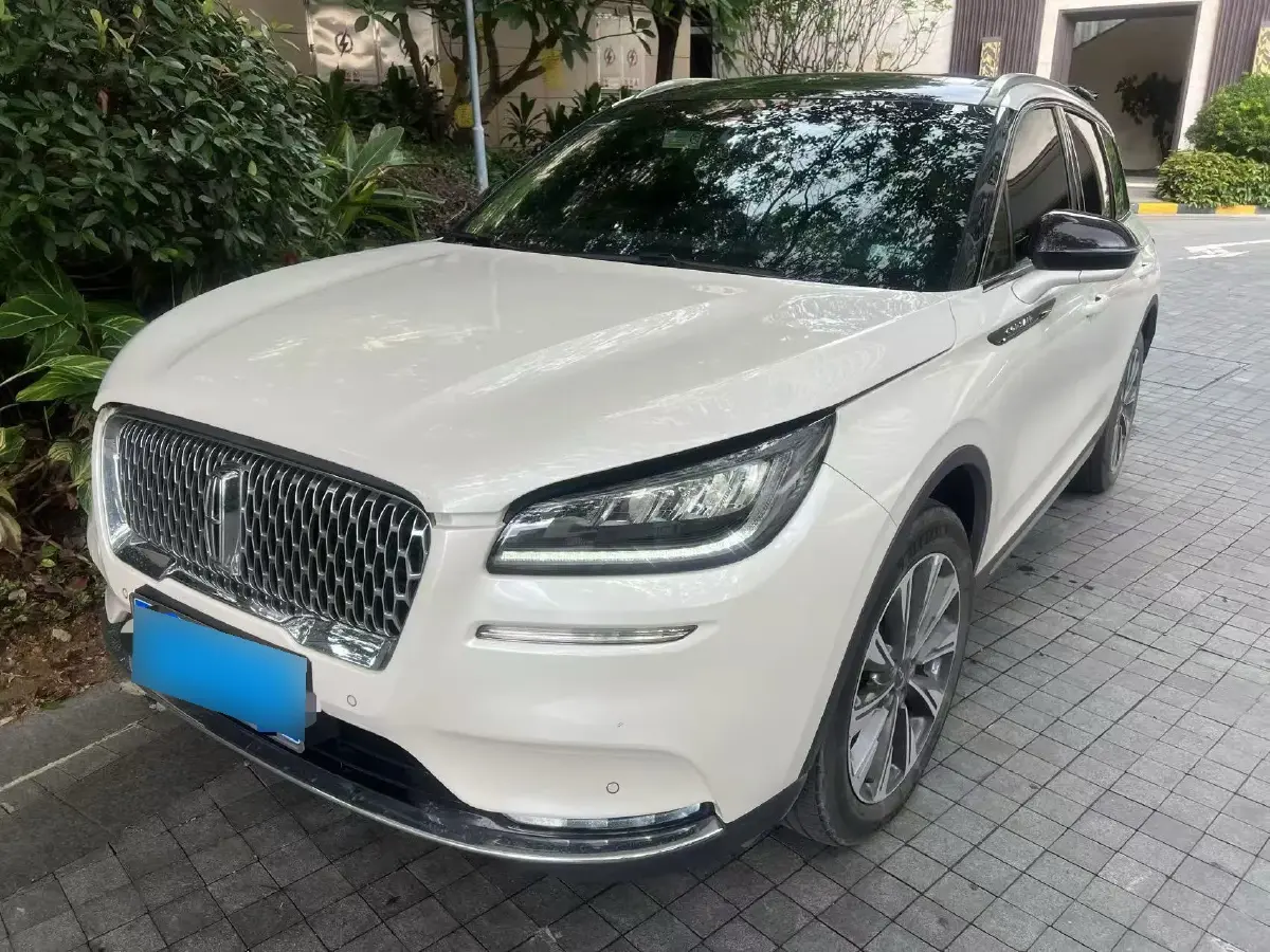 2022 Lincoln Corsair 2.0T 245HP L4 8AT