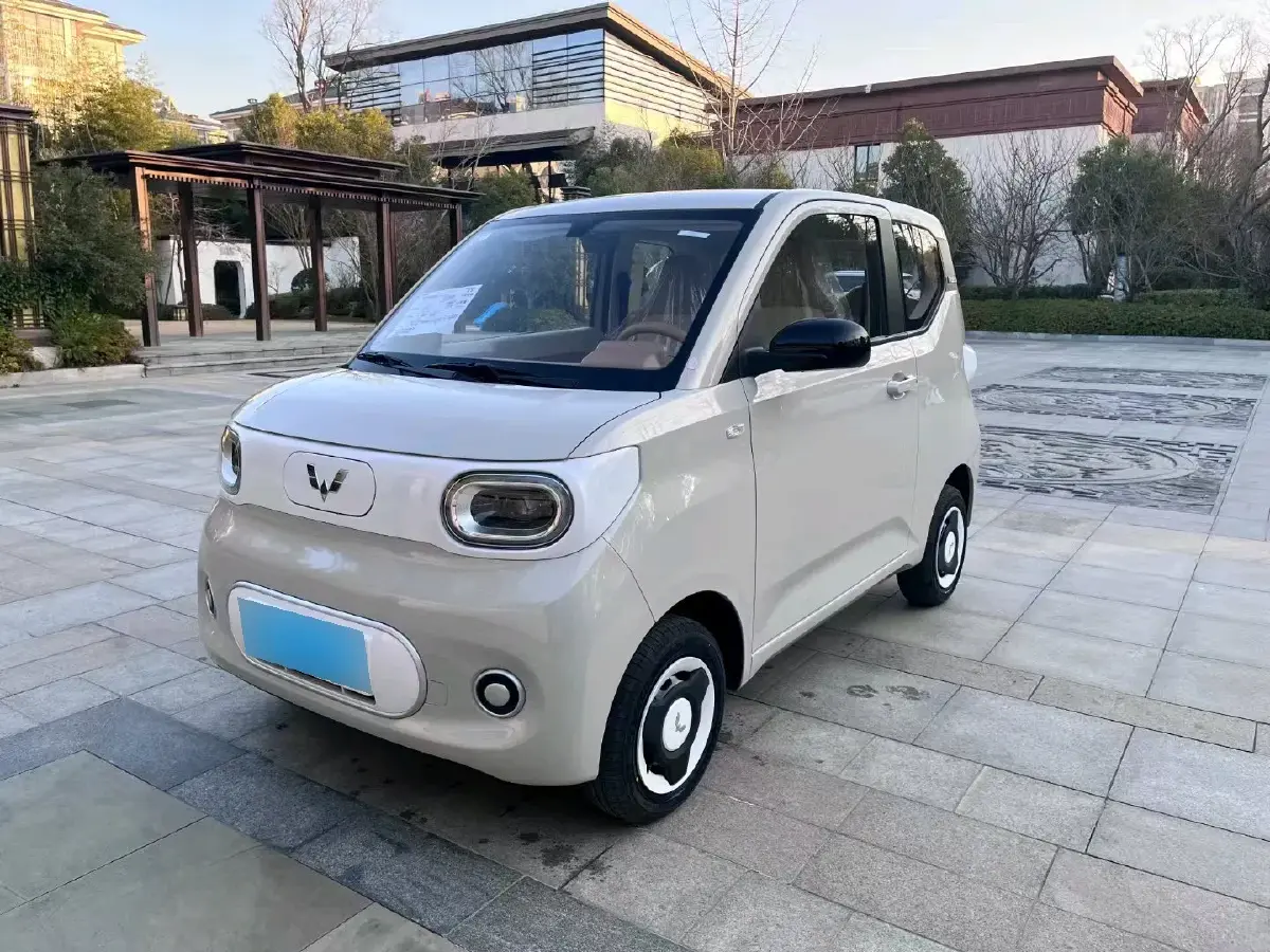 2023 BaoJun KiWi EV BEV 31.9KWH