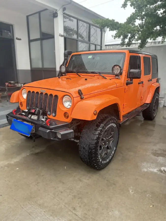 2013 Jeep Wrangler 3.6L 284HP V6 5AT