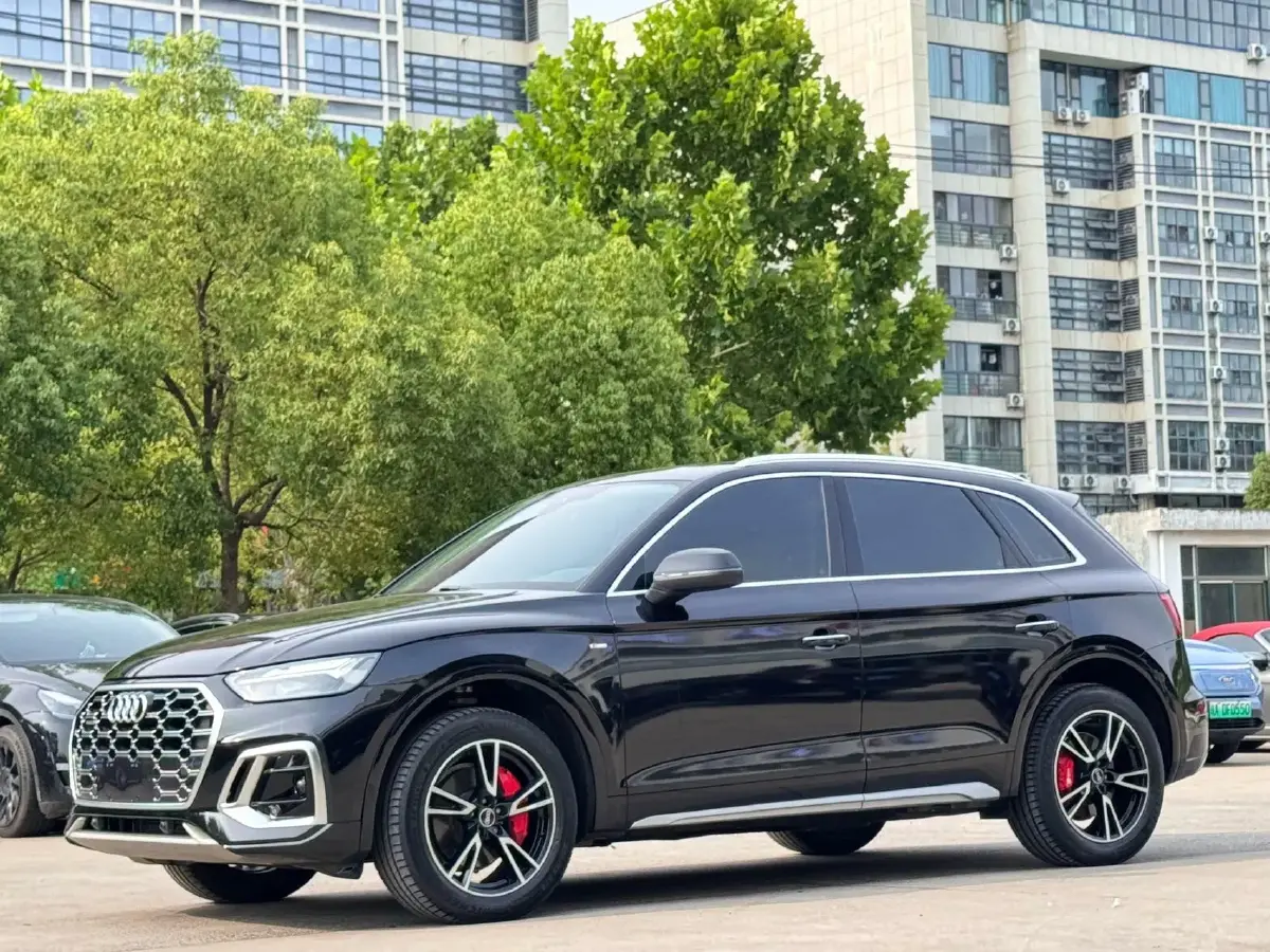 2022 Audi Q5L 2.0T 190HP L4 7DCT