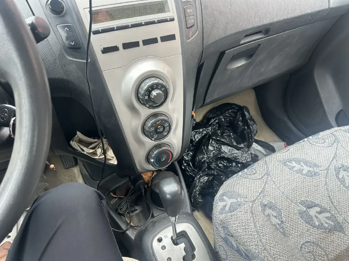 2008 Toyota Yaris 1.6L 118HP L4 4AT,autocango,china used car exporter,china ev exporter,chinese used car exporter,chinese used ev exporter