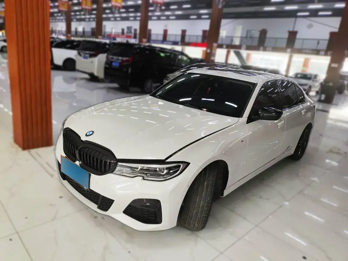 2022 BMW 3 Series 2.0T 184HP L4 8AT