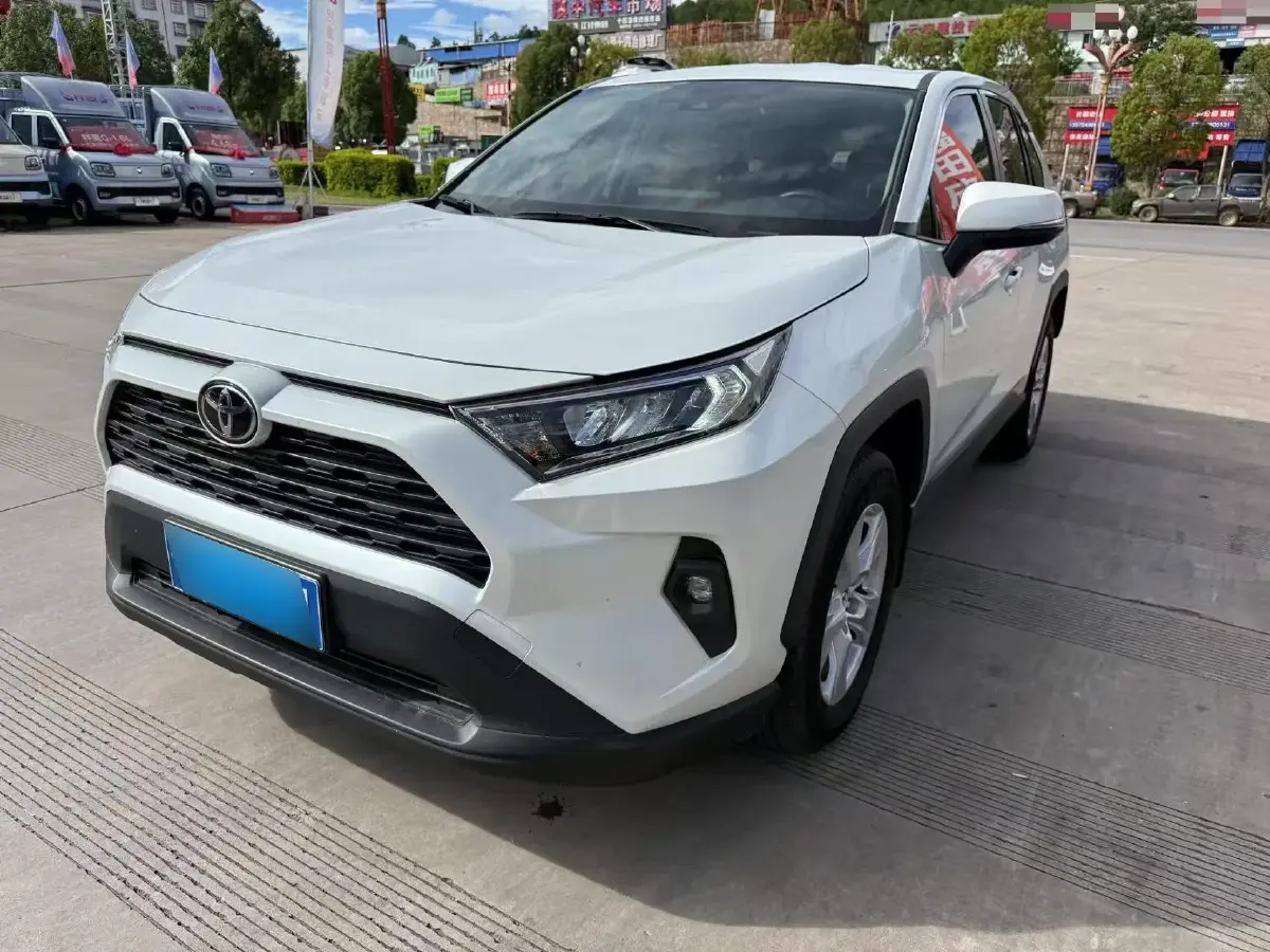 2023 Toyota RAV4 2.0L 171HP L4 CVT