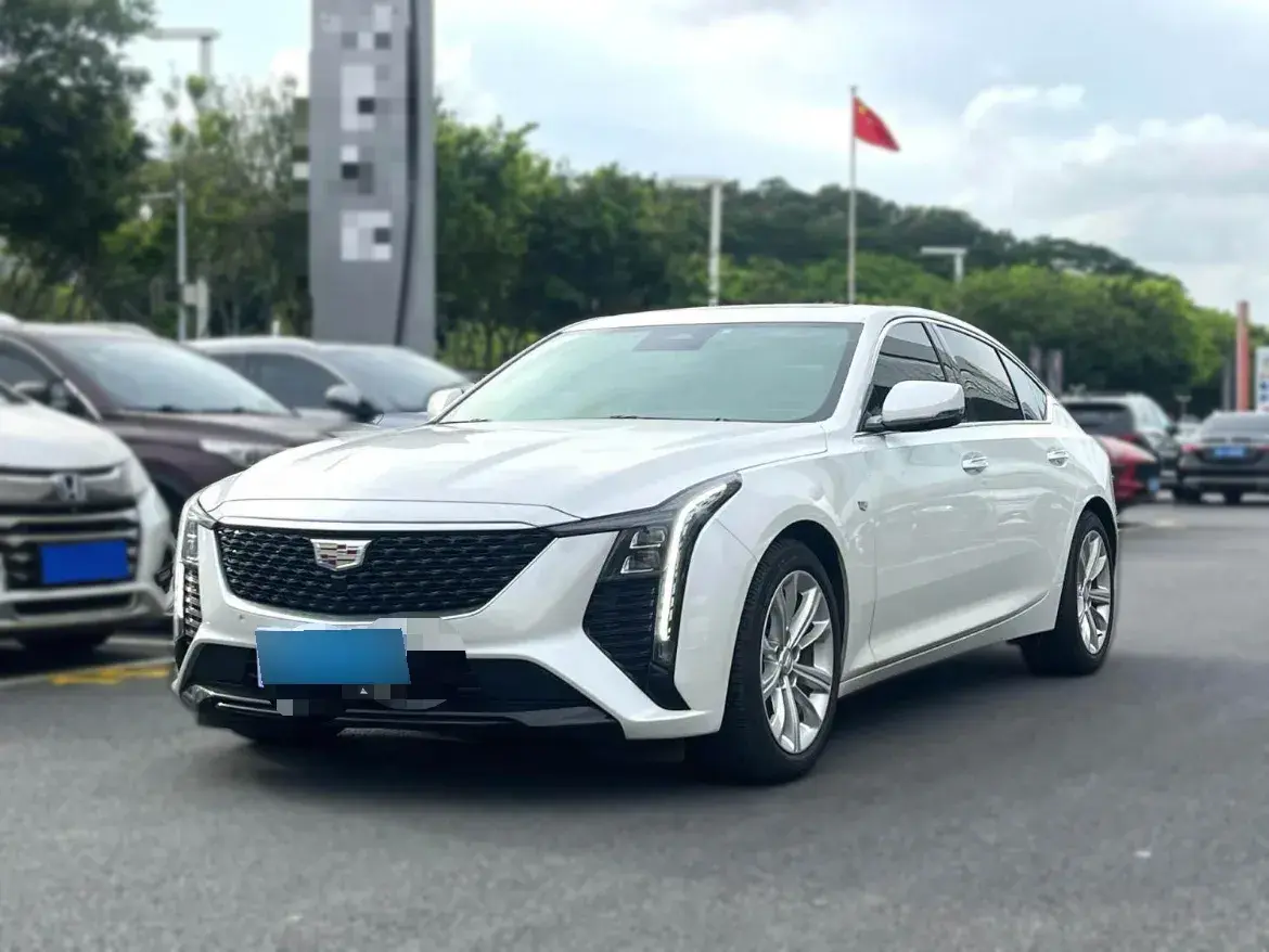 2024 Cadillac CT5 2.0T 237HP L4 10AT