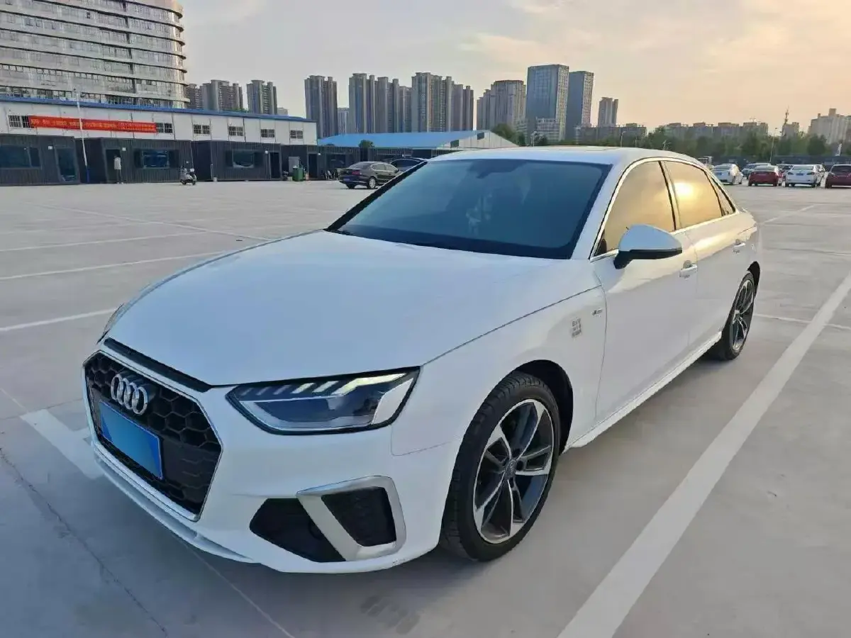 2020 Audi A4L 2.0T 150HP L4 7DCT