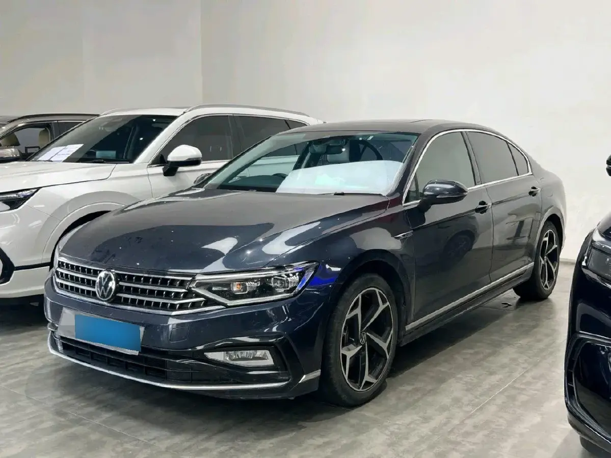 2023 Volkswagen Magotan 2.0T 186HP L4 7DCT