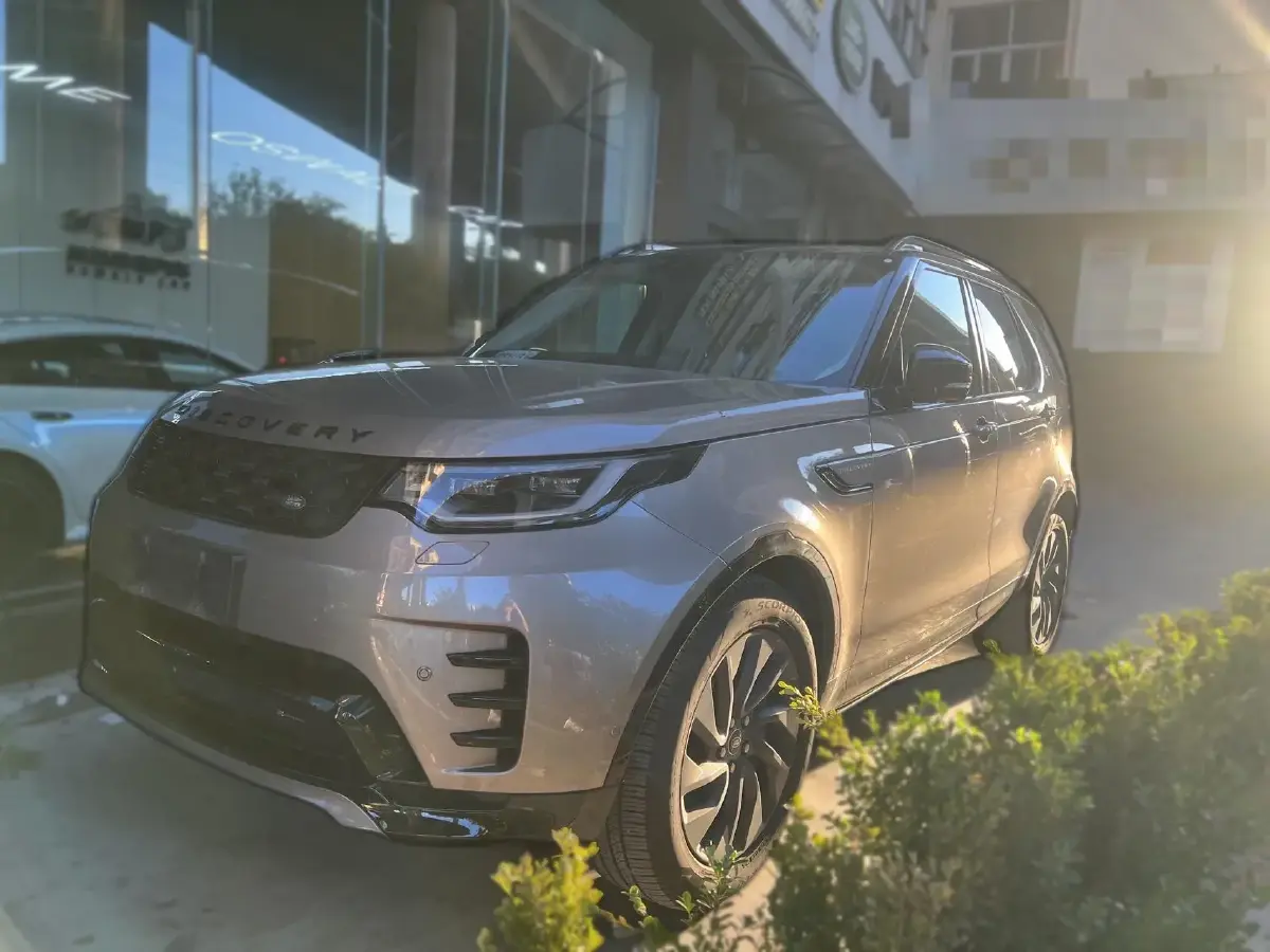 2023 Land Rover Discovery 3.0T 360HP L6 8AT