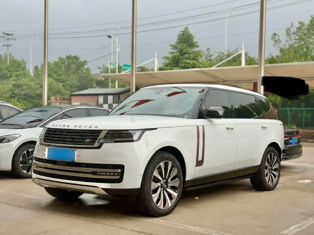 2024 Land Rover Range Rover 3.0T 400HP L6 8AT