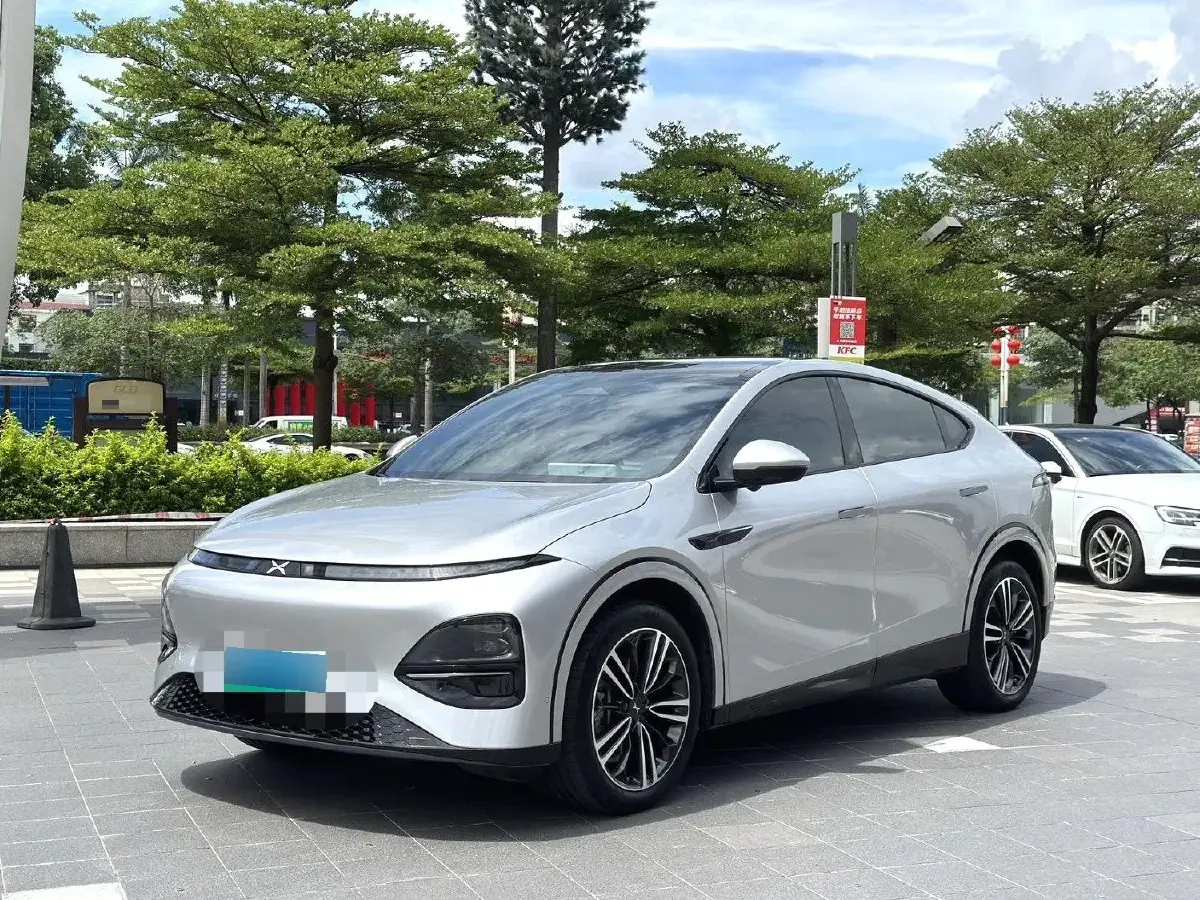 2023 Xpeng G6 BEV 66KWH