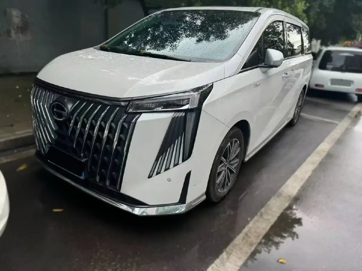 2023 GAC Trumpchi M8 2.0T 252HP L4 8AT