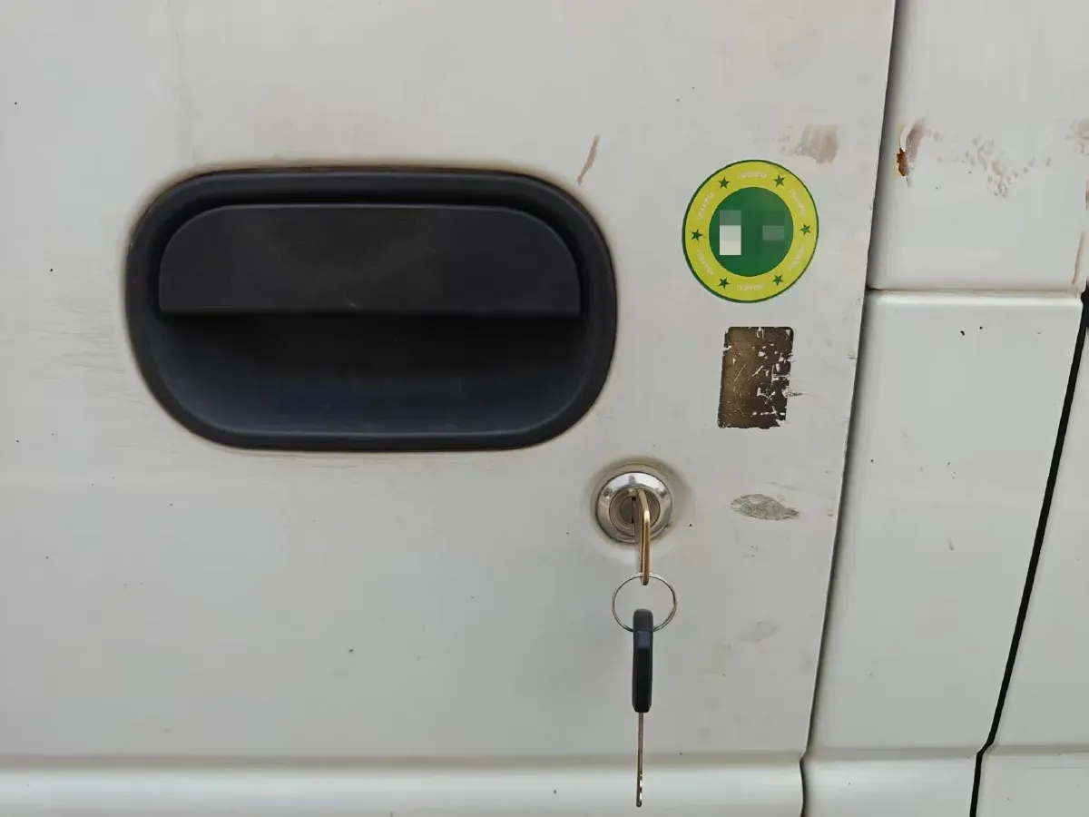 2021 Isuzu T17 3.0T 142HP L4 5MT,autocango,china used car exporter,china ev exporter,chinese used car exporter,chinese used ev exporter