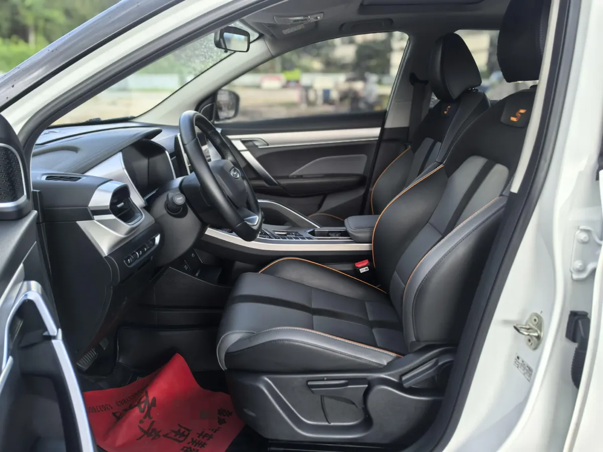2023 Geely Coolray 1.5T 181HP L4 7DCT,autocango,china used car exporter,china ev exporter,chinese used car exporter,chinese used ev exporter
