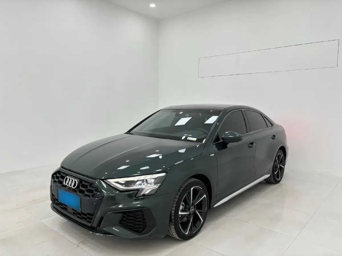 2022 Audi A3 1.4T 150HP L4 7DCT