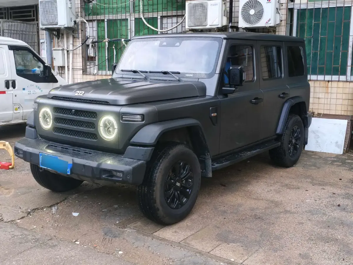 2024 212 212 T01 2.0T 252HP L4 8AT