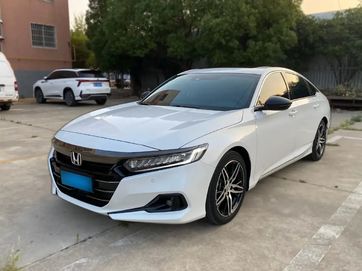 2022 Honda Accord 1.5T 194HP L4 CVT