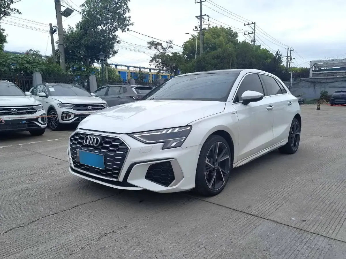 2022 Audi A3 1.4T 150HP L4 7DCT