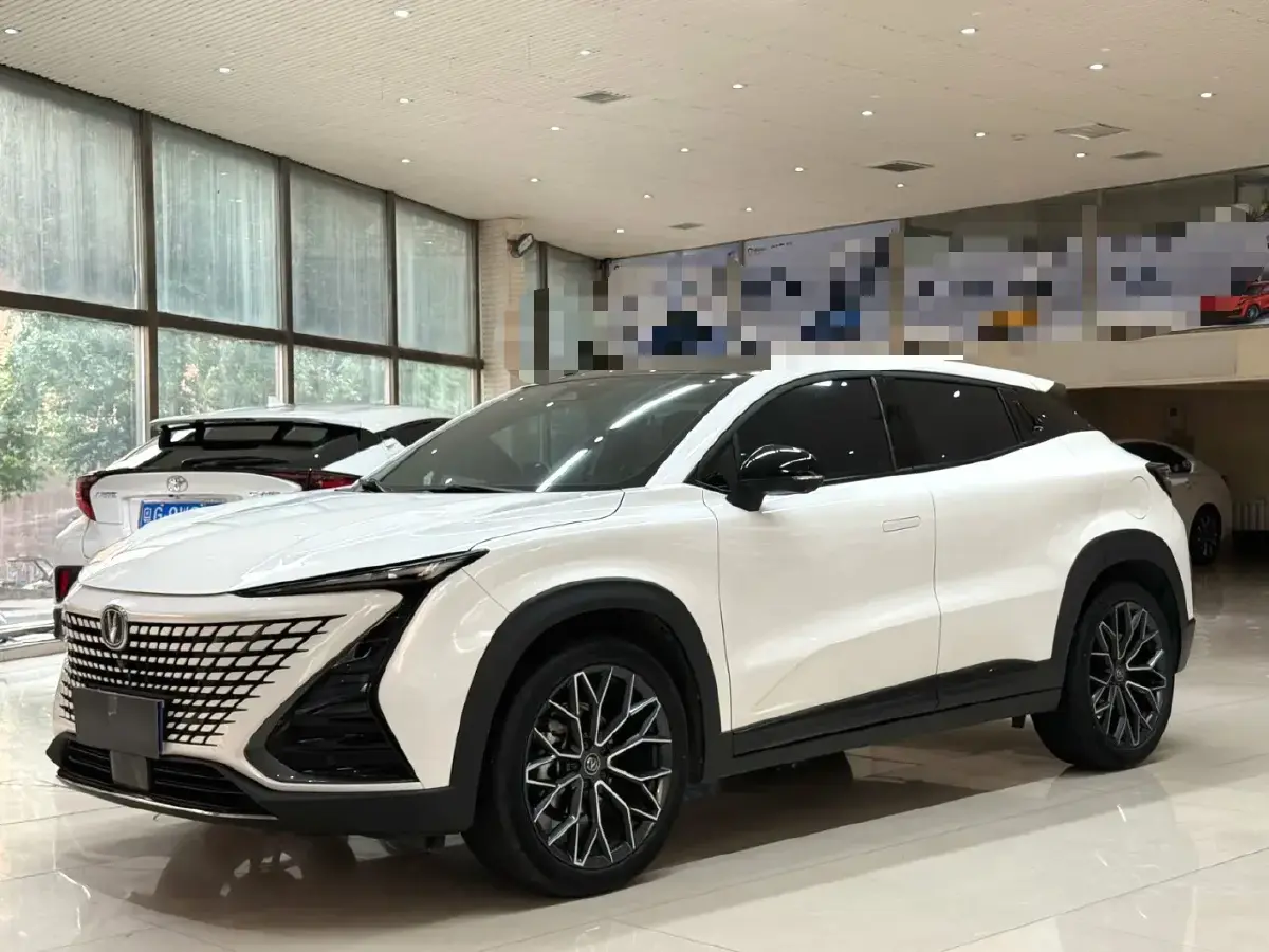 2022 ChangAn UNI-T 1.5T 188HP L4 7DCT