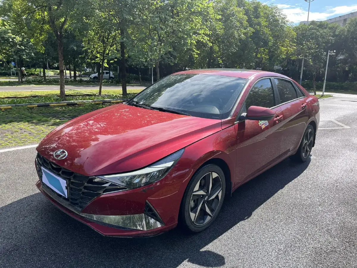 2022 Hyundai Elantra 1.5L 115HP L4 CVT