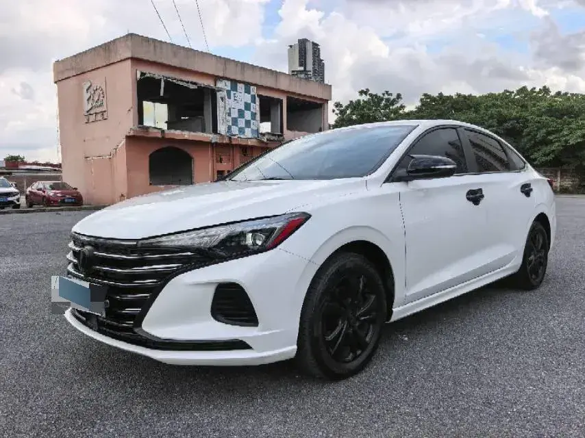 2022 ChangAn Eado 1.6L 128HP L4 CVT