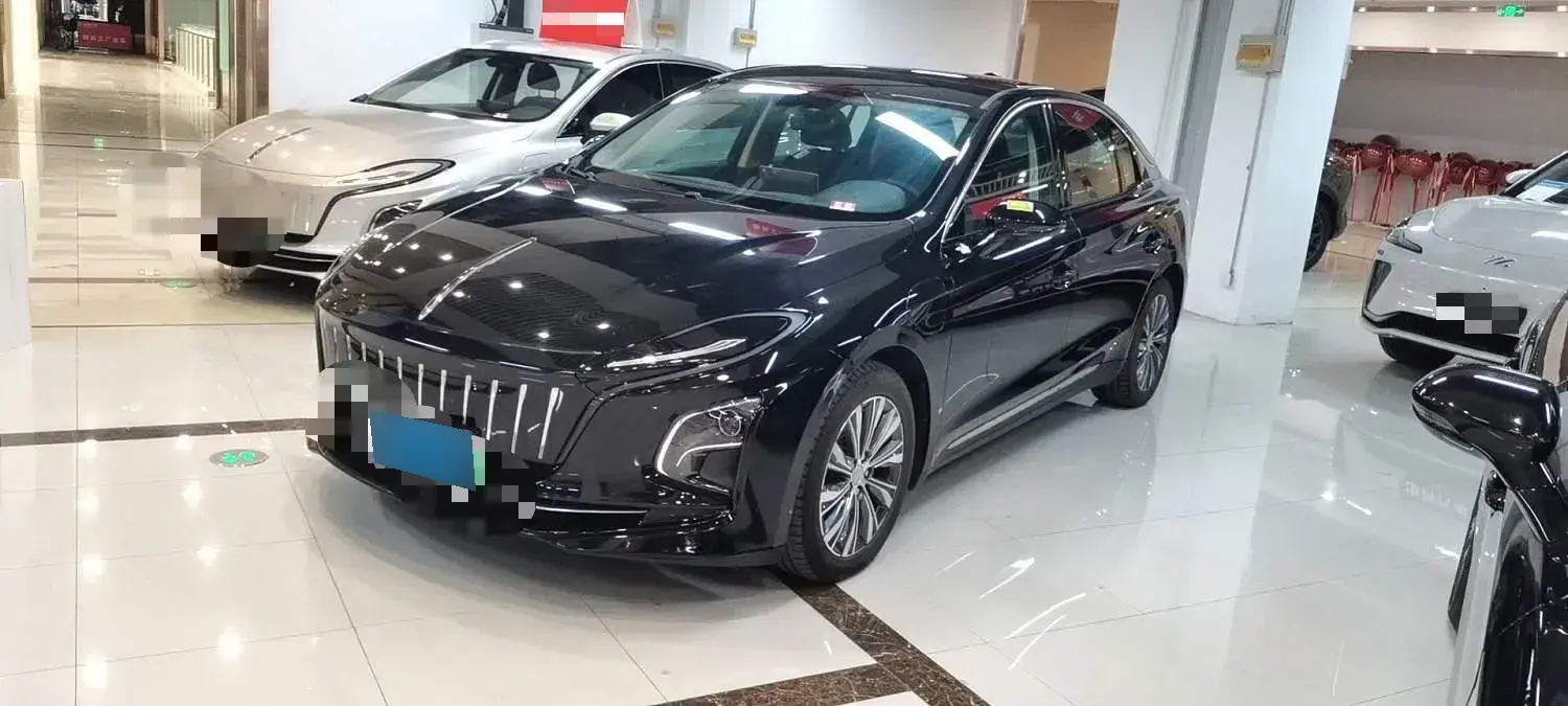 2022 HongQi E-QM5 BEV 54KWH
