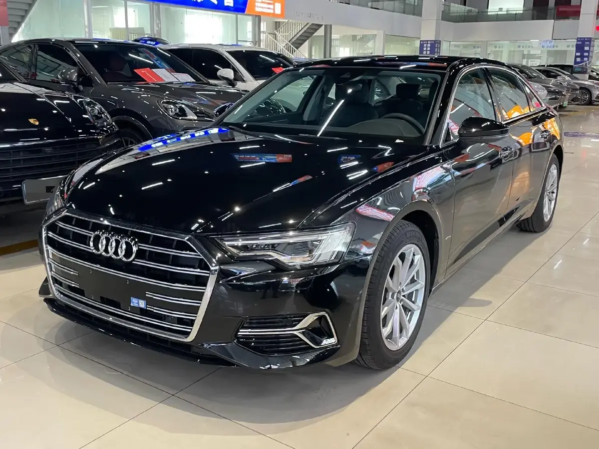 2024 Audi A6L 2.0T 190HP L4 7DCT