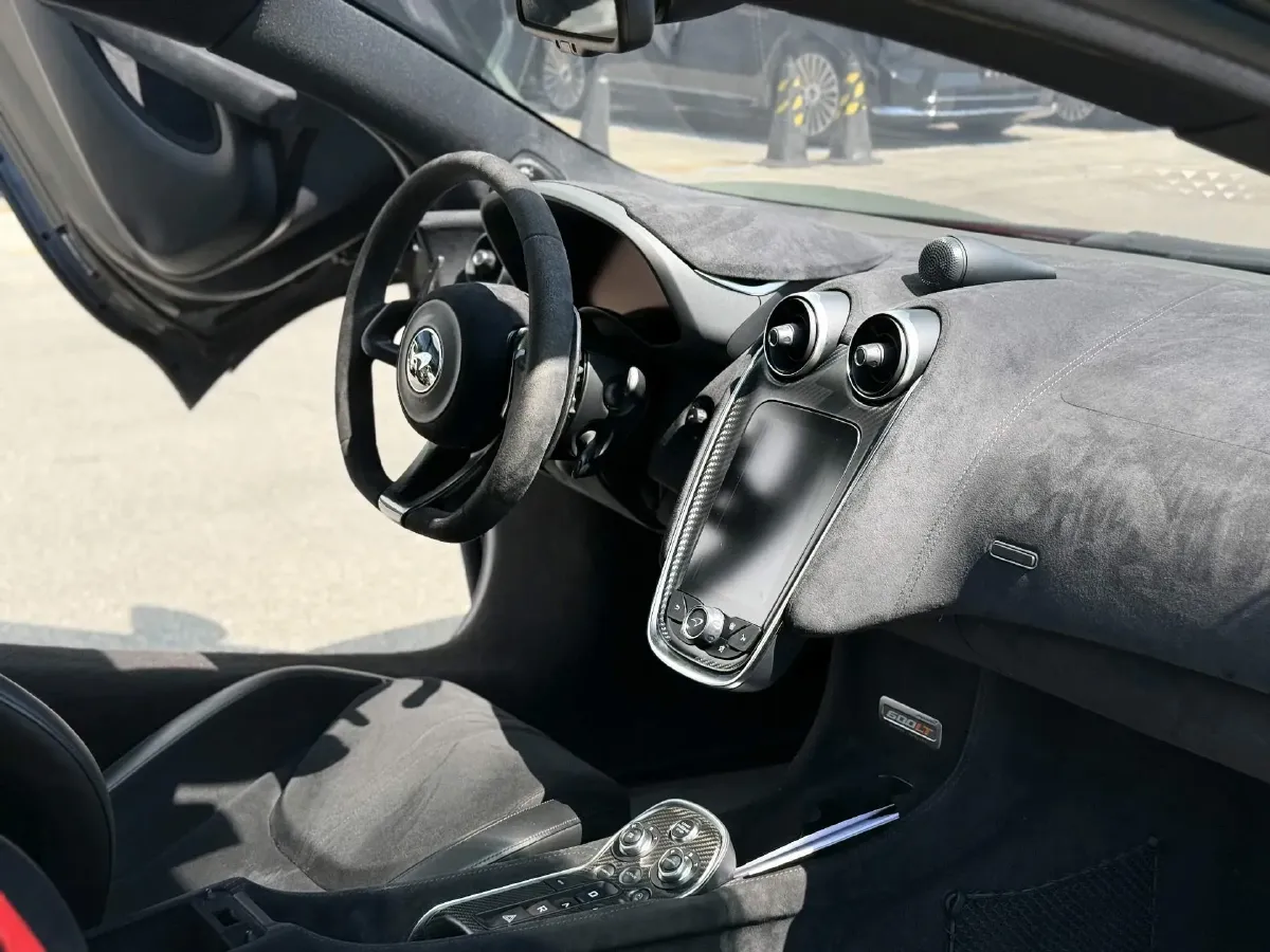 2018 McLaren 600LT 3.8T 600HP V8 7DCT,autocango,china used car exporter,china ev exporter,chinese used car exporter,chinese used ev exporter