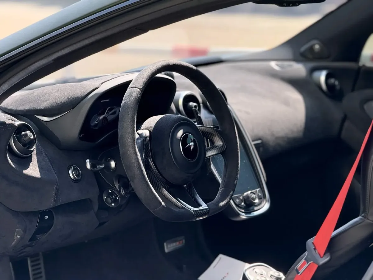 2018 McLaren 600LT 3.8T 600HP V8 7DCT,autocango,china used car exporter,china ev exporter,chinese used car exporter,chinese used ev exporter