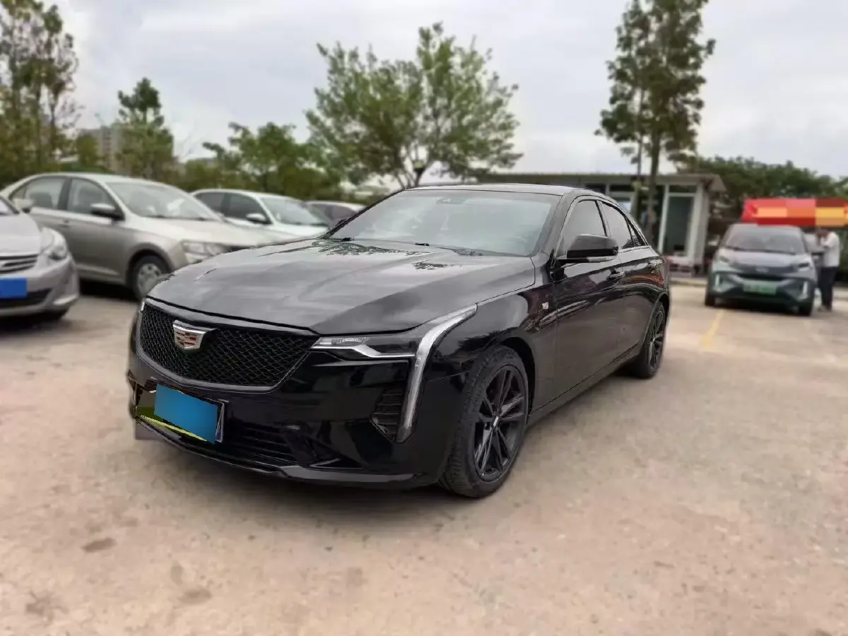 2022 Cadillac CT4 2.0T 237HP L4 8AT