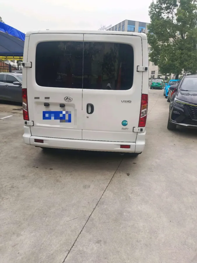 2022 MAXUS V80 RV 2.0T 139HP L4 6AMT,autocango,china used car exporter,china ev exporter,chinese used car exporter,chinese used ev exporter