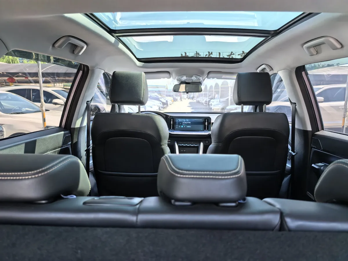 2023 WuLing XingYun 2.0L 136HP L4 1DHT Hybrid 1.8KWH,autocango,china used car exporter,china ev exporter,chinese used car exporter,chinese used ev exporter