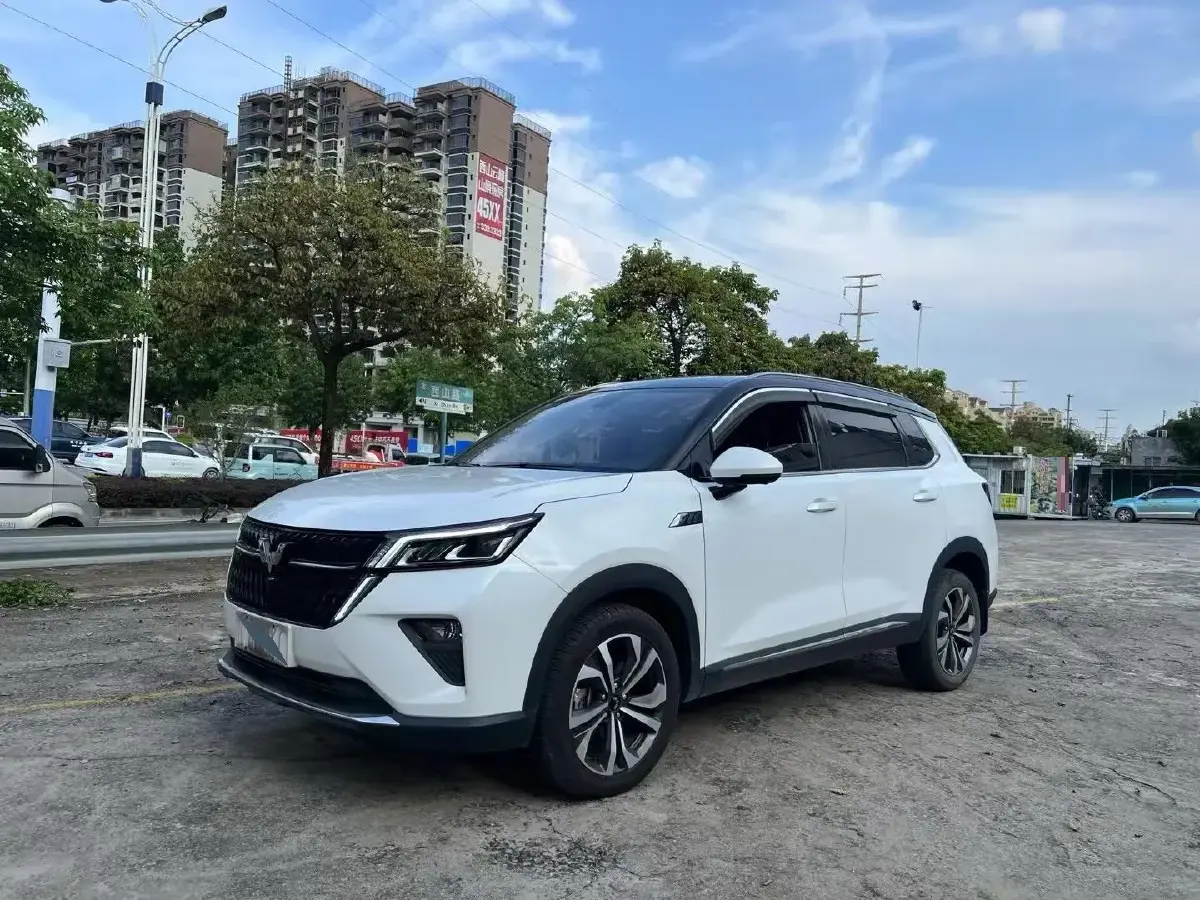 2022 WuLing XingChen 2.0L 136HP L4 1DHT Hybrid 1.8KWH 2022 WuLing XingChen 2.0L 136HP L4 1DHT Hybrid 1.8KWH
